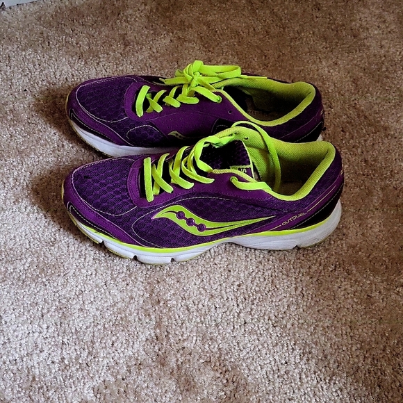 Saucony Shoes - SAUCONY PURPLE & LIME GREEN WOMANS SNEAKERS.